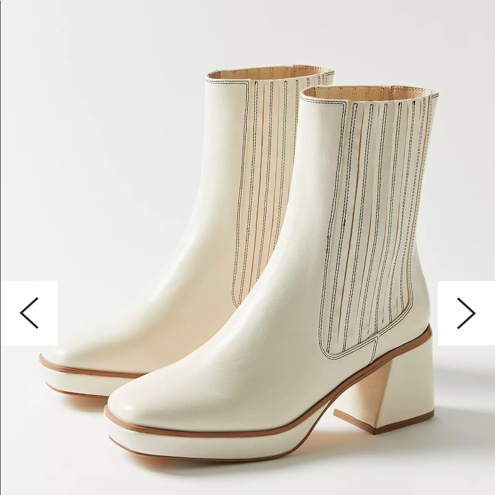 Urban outfitters white super cute boots